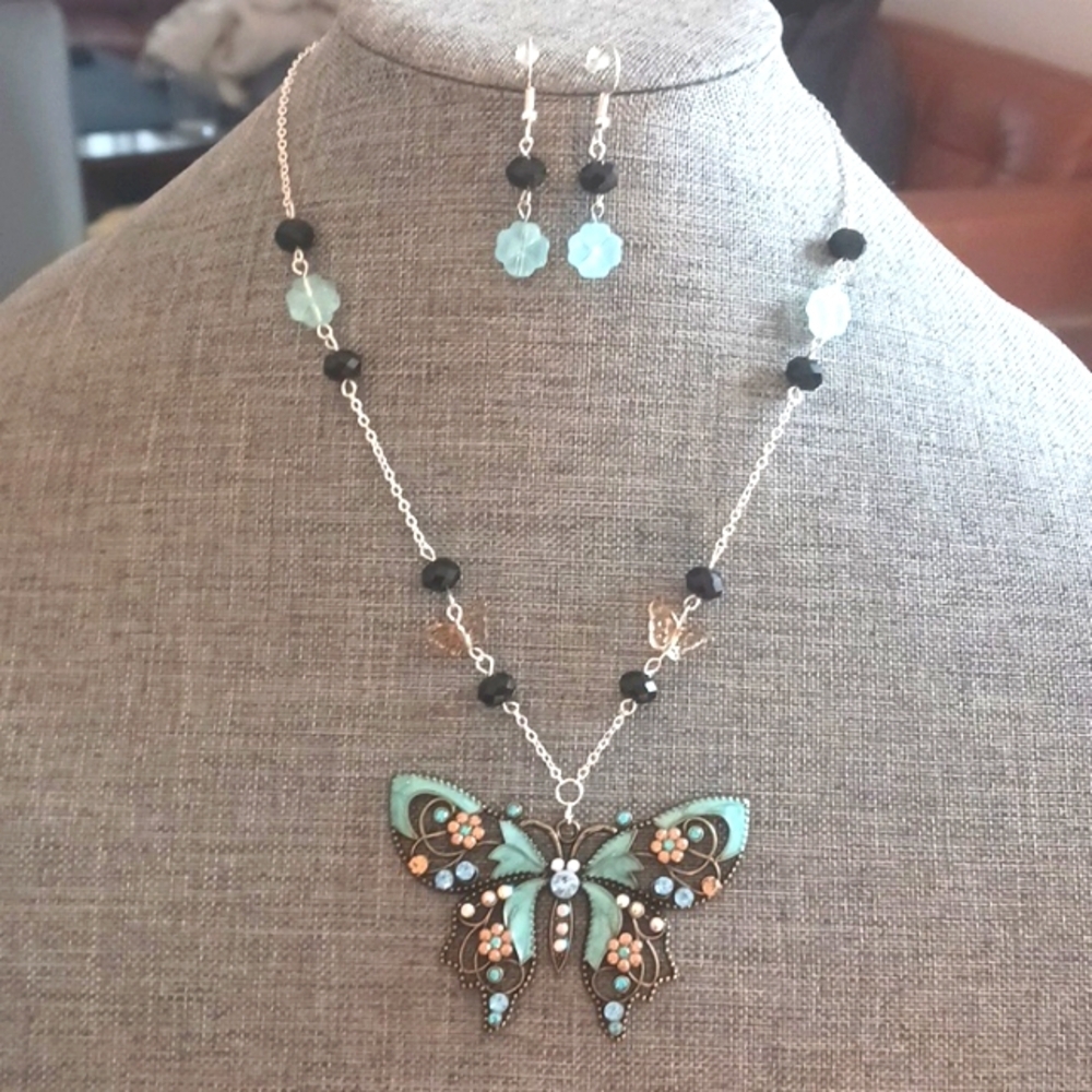 Ornate Butterfly Crystal and Enamel Necklace and Earrings - New Item (17"-20")